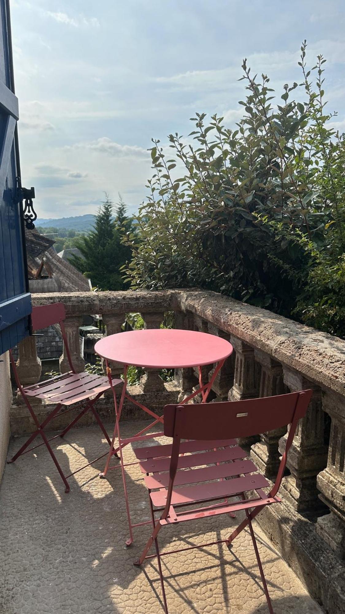 Gite Au Coeur De La Ville Ancienne Terrasson Buitenkant foto